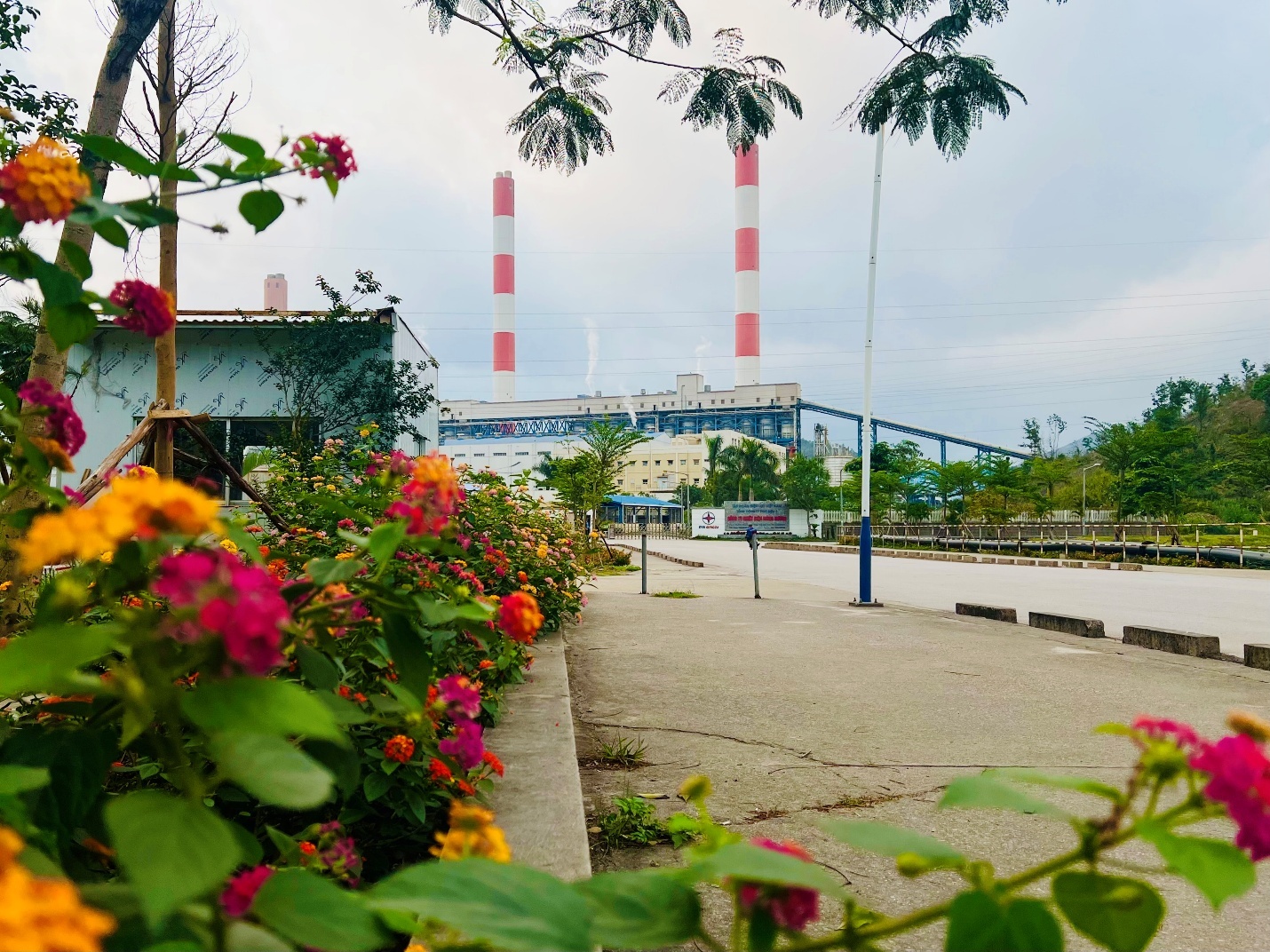 Nhà máy Nhiệt điện Mông Dương 1 đảm bảo vận hành an toàn, bền vững- Ảnh 2. Nhà máy Nhiệt điện Mông Dương 1 đảm bảo vận hành an toàn, bền vững- Ảnh 2.