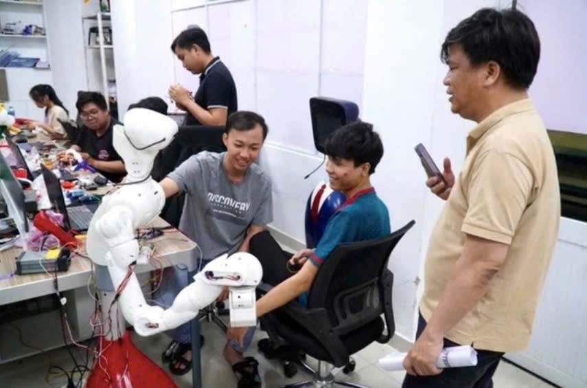 Kỹ năng người lao động cần trang bị thời AI: ĐH điều chỉnh chương trình đào tạo- Ảnh 1. Kỹ năng người lao động cần trang bị thời AI: ĐH điều chỉnh chương trình đào tạo- Ảnh 1.