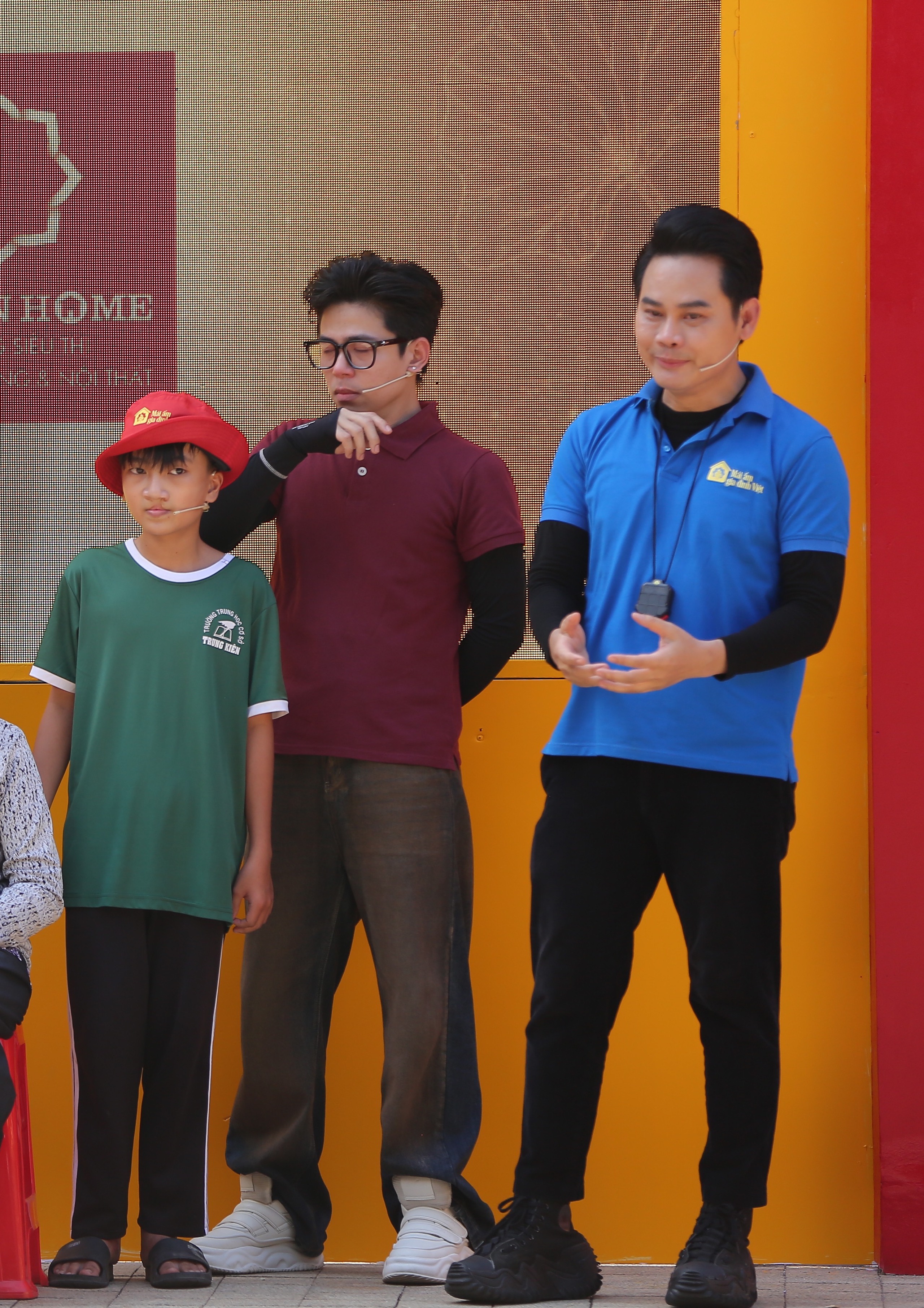 MC Hồng Phúc bật khóc kể quá khứ bán nhà chữa bệnh cho con trai- Ảnh 2. MC Hồng Phúc bật khóc kể quá khứ bán nhà chữa bệnh cho con trai- Ảnh 2.