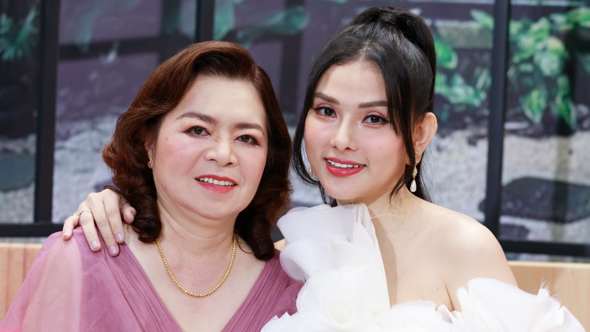 Thu Thủy tiết lộ mối quan hệ với mẹ chồng sau 6 năm làm dâu- Ảnh 3. Thu Thủy tiết lộ mối quan hệ với mẹ chồng sau 6 năm làm dâu- Ảnh 3.