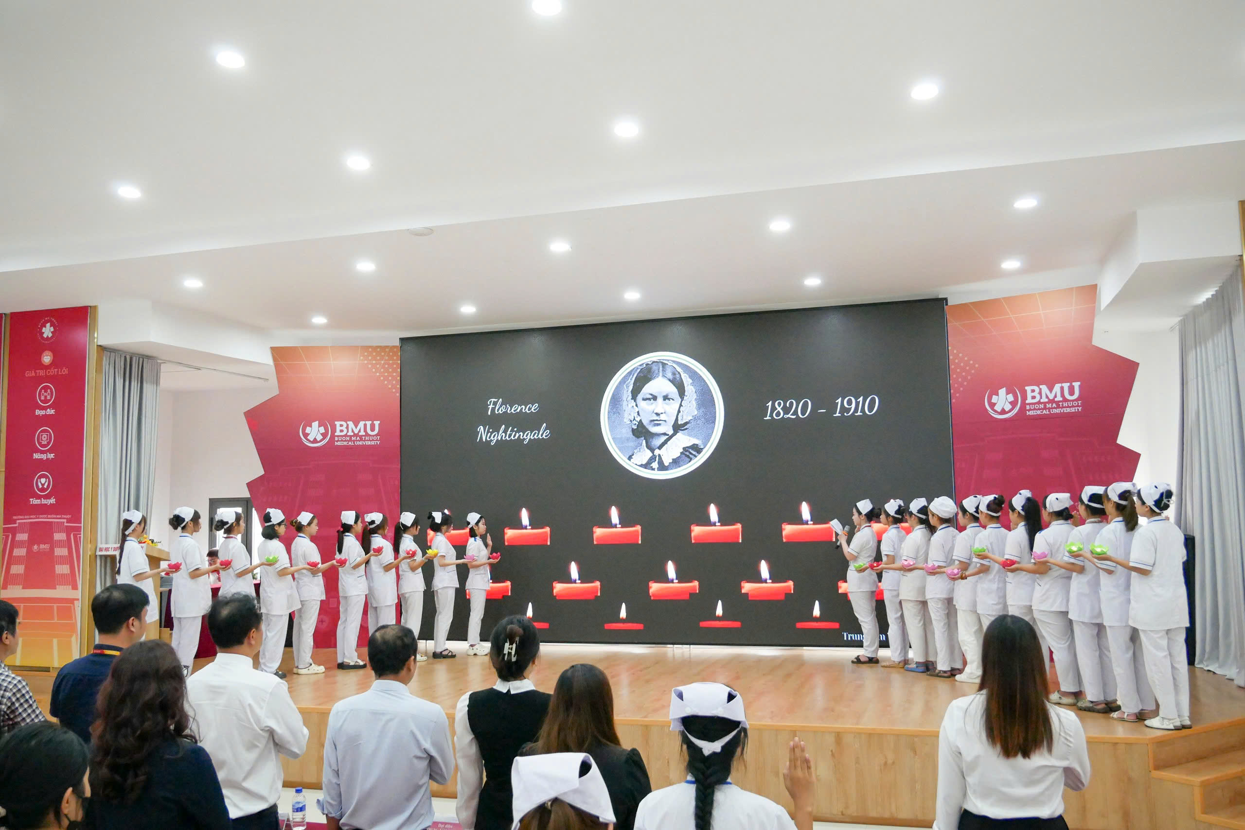 Nhiều hoạt động tri ân các thế hệ điều dưỡng Nhiều hoạt động tri ân các thế hệ điều dưỡng