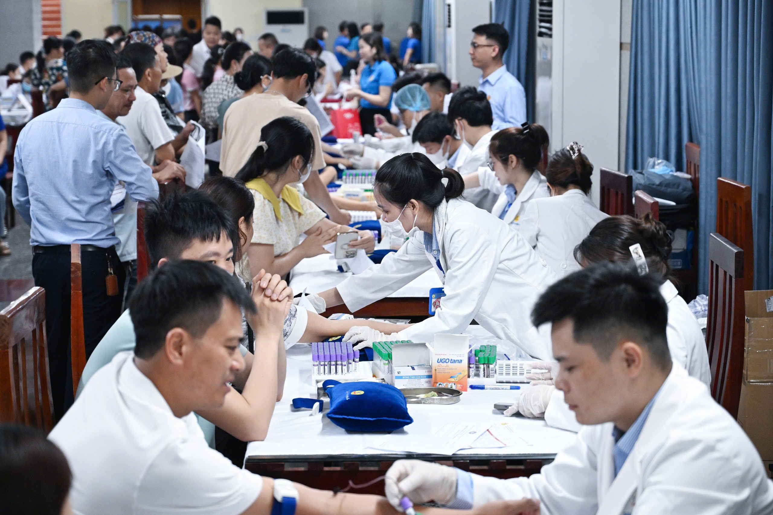 Thầy thuốc trẻ Việt Nam xung kích trong kỷ nguyên số và khát vọng hùng cường - Ảnh 2. Thầy thuốc trẻ Việt Nam xung kích trong kỷ nguyên số và khát vọng hùng cường - Ảnh 2.