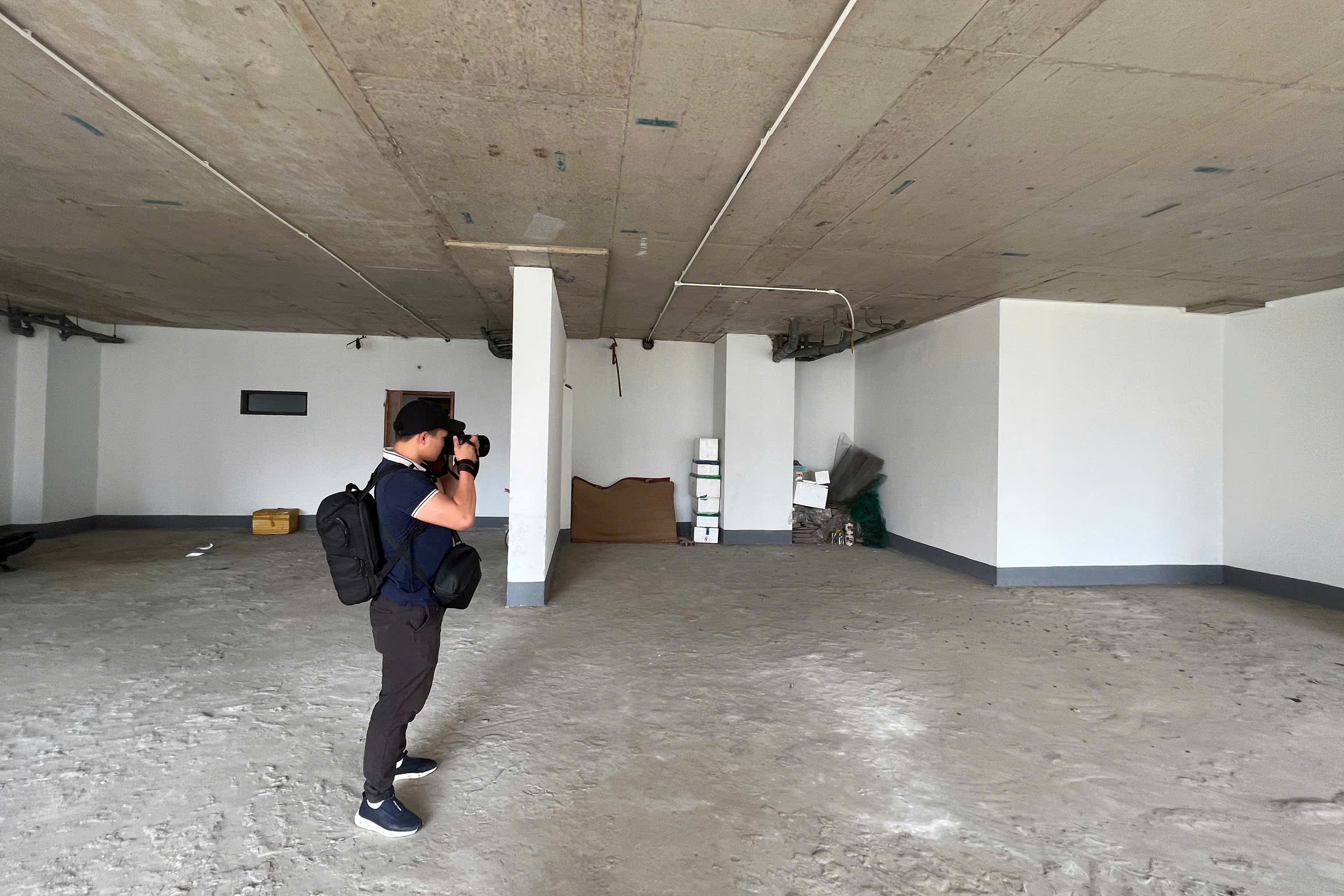 Hợp thức hóa vi phạm tại chung cư Golden West Hà Nội: Cấp sổ đỏ cho 670 căn hộ - Ảnh 9.