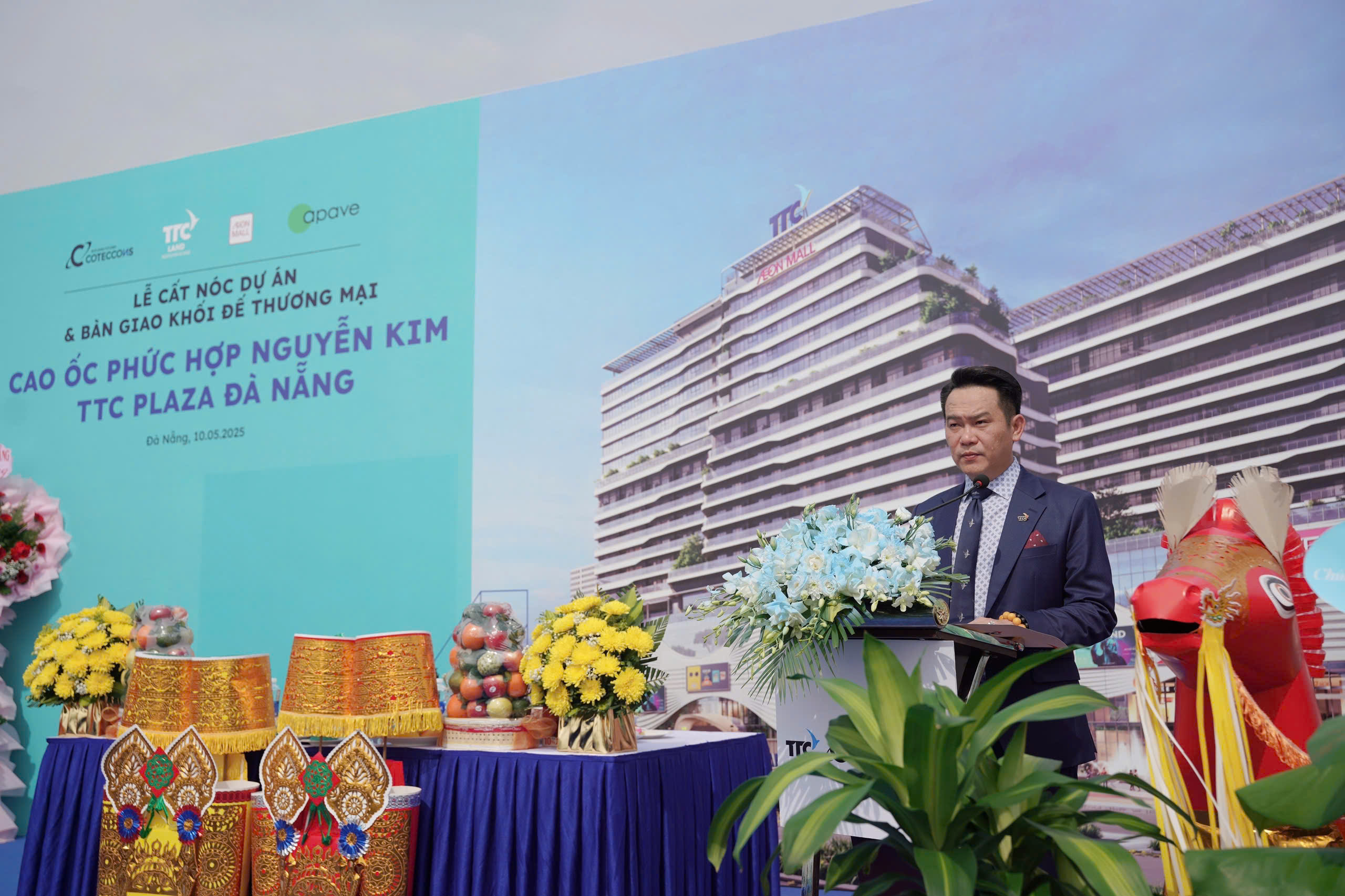 TTC Plaza Đà Nẵng cất nóc, bàn giao khối đế thương mại đúng tiến độ- Ảnh 2. TTC Plaza Đà Nẵng cất nóc, bàn giao khối đế thương mại đúng tiến độ- Ảnh 2.