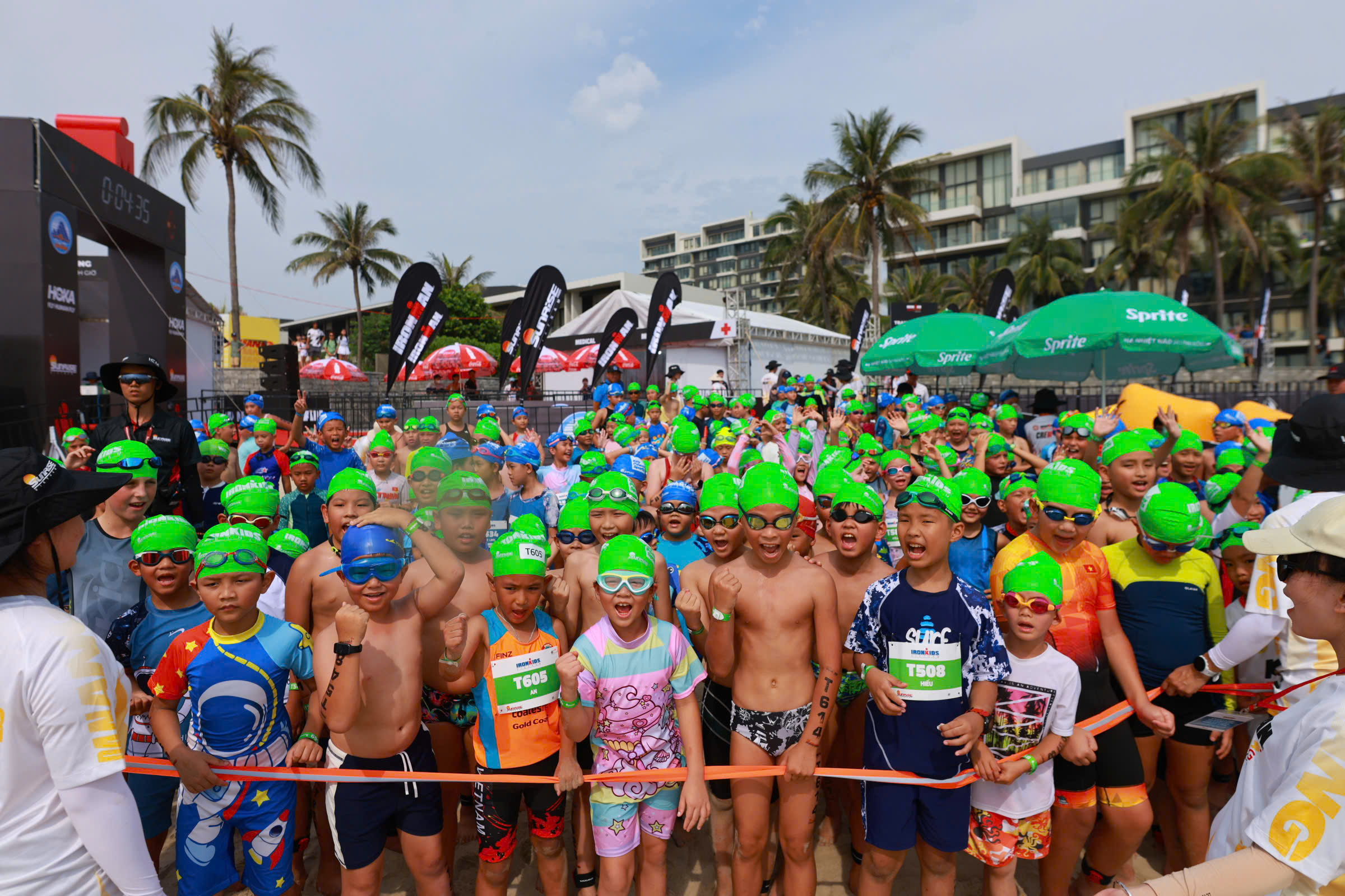IRONKIDS Đà Nẵng 2025: Những 'người thép’ nhí tỏa sáng trên đường đua mùa hè- Ảnh 11. IRONKIDS Đà Nẵng 2025: Những 'người thép’ nhí tỏa sáng trên đường đua mùa hè- Ảnh 11.