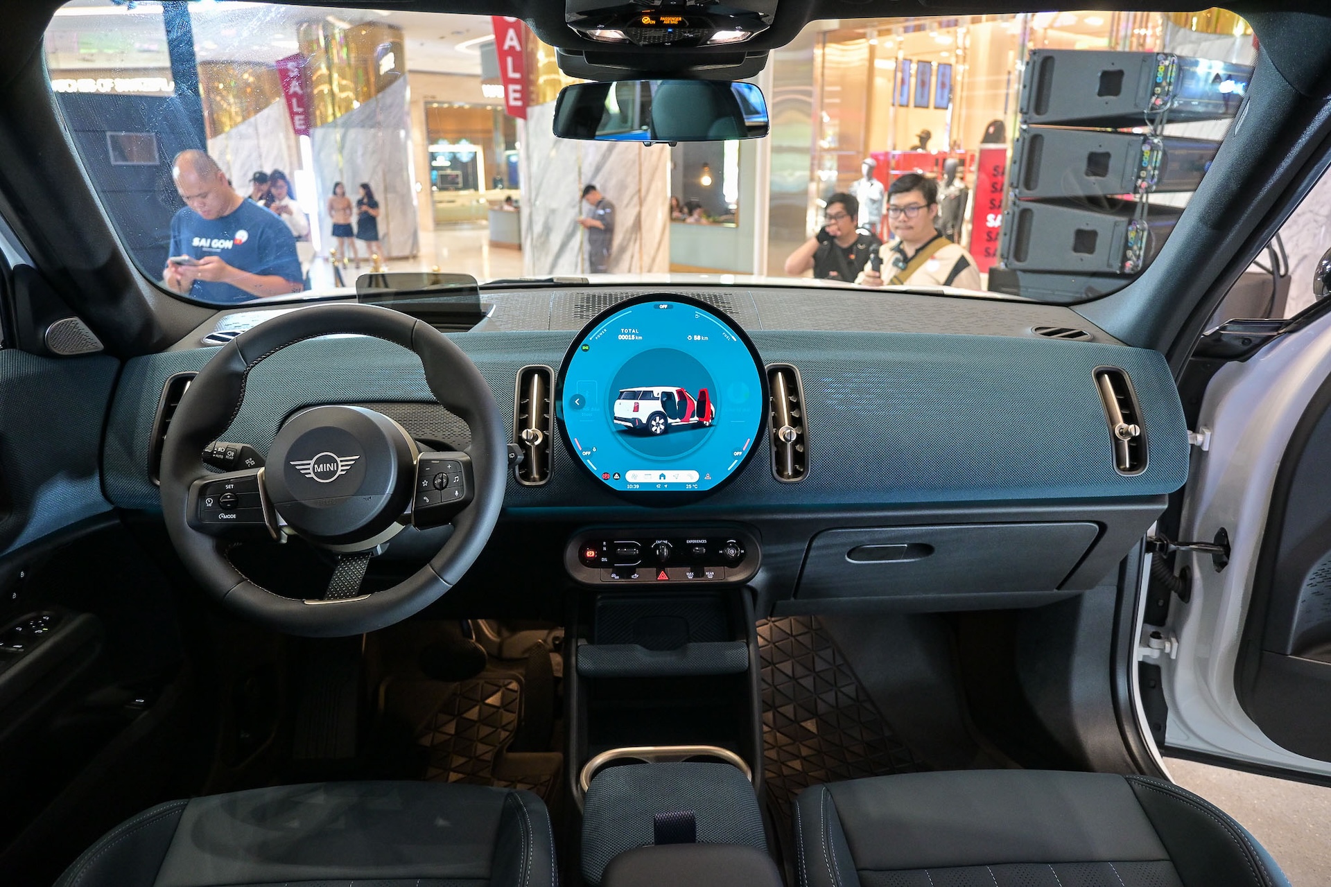 Mini Countryman 2025 'lột xác' thiết kế, có chinh phục được khách Việt với giá 2,6 tỉ - Ảnh 4. Mini Countryman 2025 'lột xác' thiết kế, có chinh phục được khách Việt với giá 2,6 tỉ - Ảnh 4.