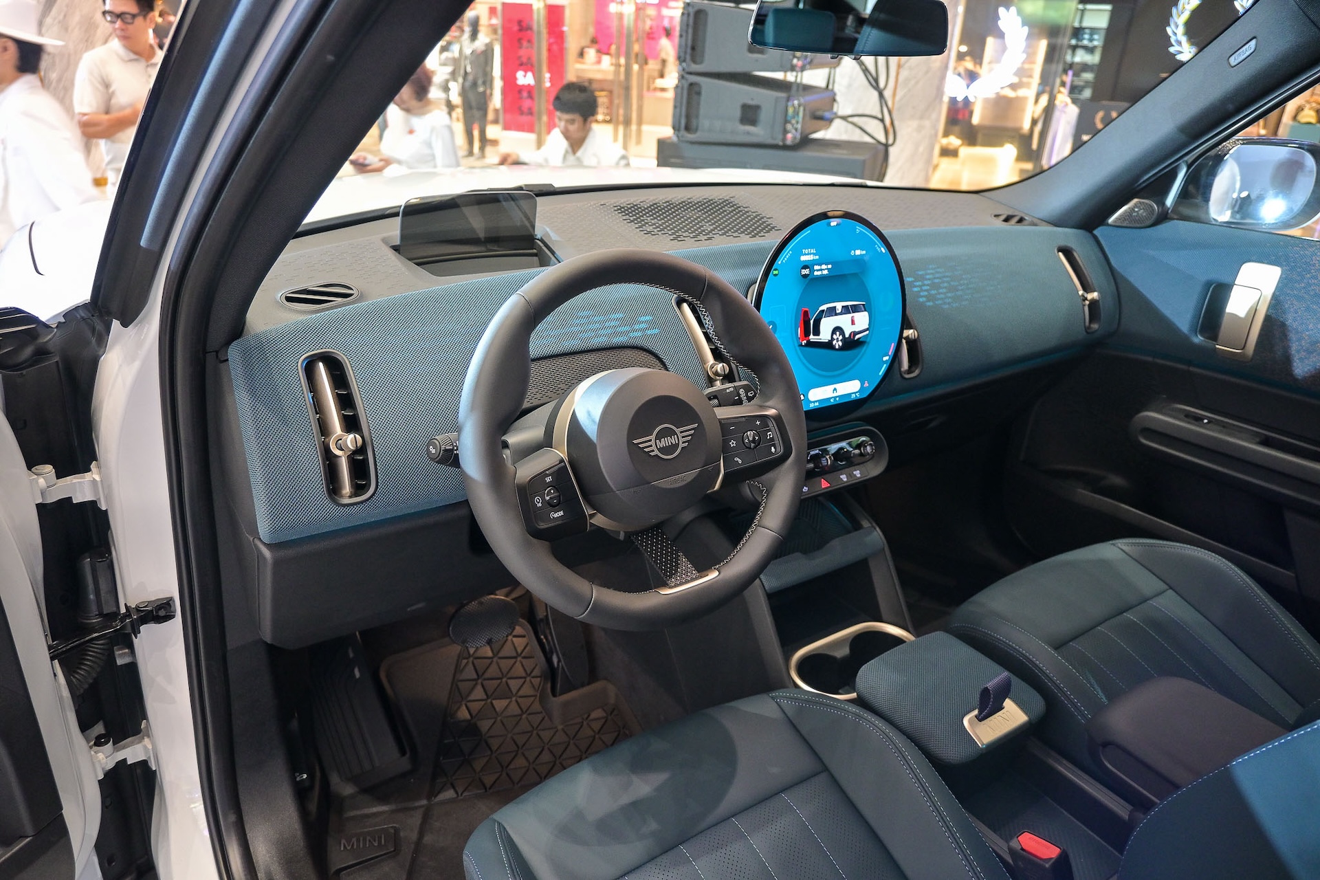 Mini Countryman 2025 'lột xác' thiết kế, có chinh phục được khách Việt với giá 2,6 tỉ - Ảnh 5. Mini Countryman 2025 'lột xác' thiết kế, có chinh phục được khách Việt với giá 2,6 tỉ - Ảnh 5.