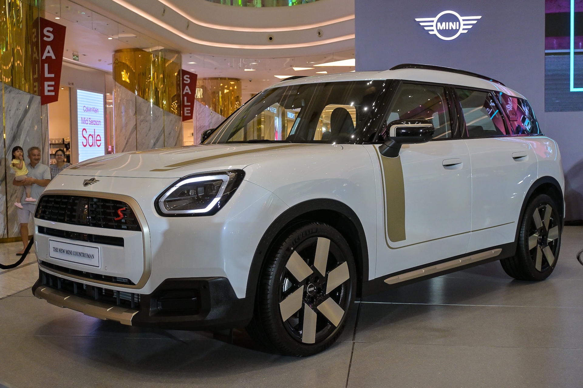 MINI Countryman 2025 ‘lột xác’ thiết kế, giá từ 2,6 tỉ đồng MINI Countryman 2025 ‘lột xác’ thiết kế, giá từ 2,6 tỉ đồng