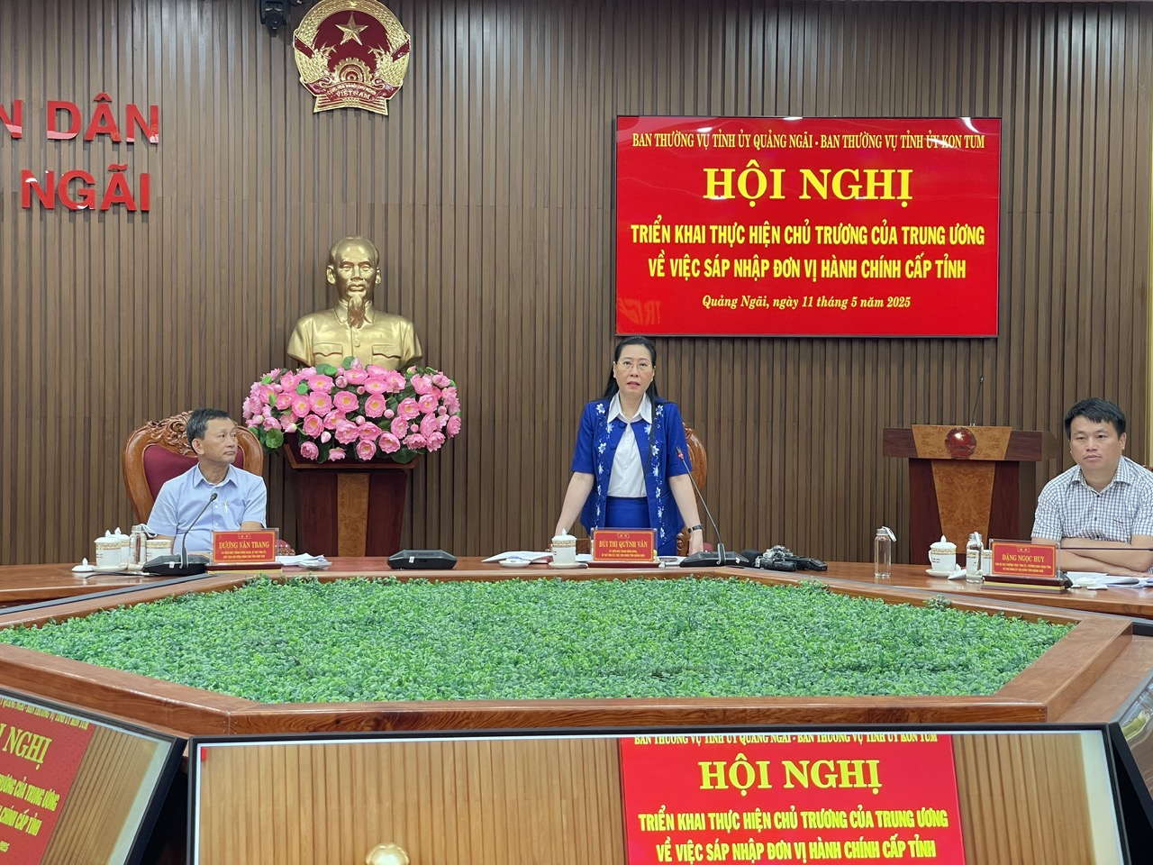 Hỗ trợ 2 triệu đồng/tháng cho người lao động từ Kon Tum về Quảng Ngãi làm việc- Ảnh 1. Hỗ trợ 2 triệu đồng/tháng cho người lao động từ Kon Tum về Quảng Ngãi làm việc- Ảnh 1.
