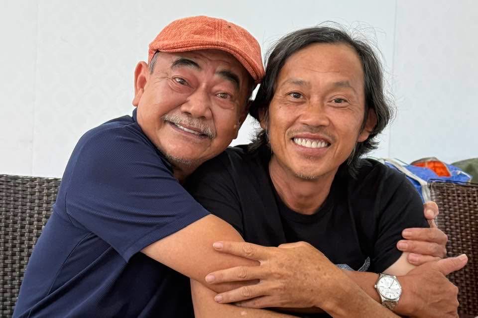 Showbiz 10.5: Chồng tiết lộ lần đầu gặp H’Hen Niê; NSND Việt Anh nói về Hoài Linh- Ảnh 2. Showbiz 10.5: Chồng tiết lộ lần đầu gặp H’Hen Niê; NSND Việt Anh nói về Hoài Linh- Ảnh 2.
