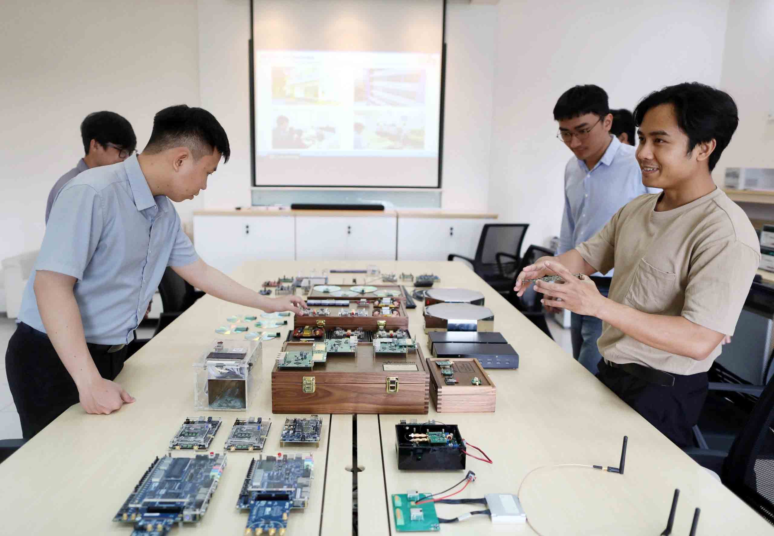 Cải tổ quỹ khoa học và công nghệ theo hướng trọng thưởng, thực chất - Ảnh 1.