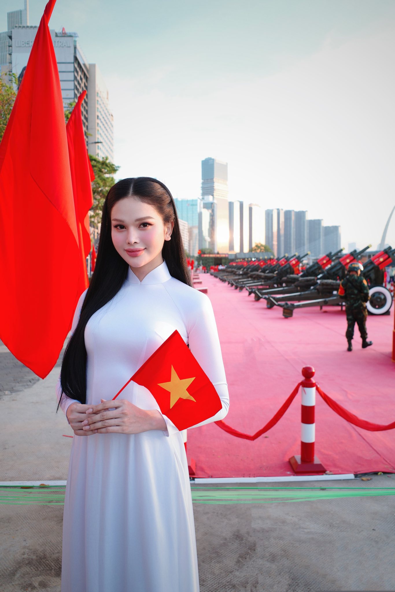 Vẻ quyến rũ của người đẹp chuyển giới cao 1,8m chiến thắng Miss International Queen Vietnam - Ảnh 4.