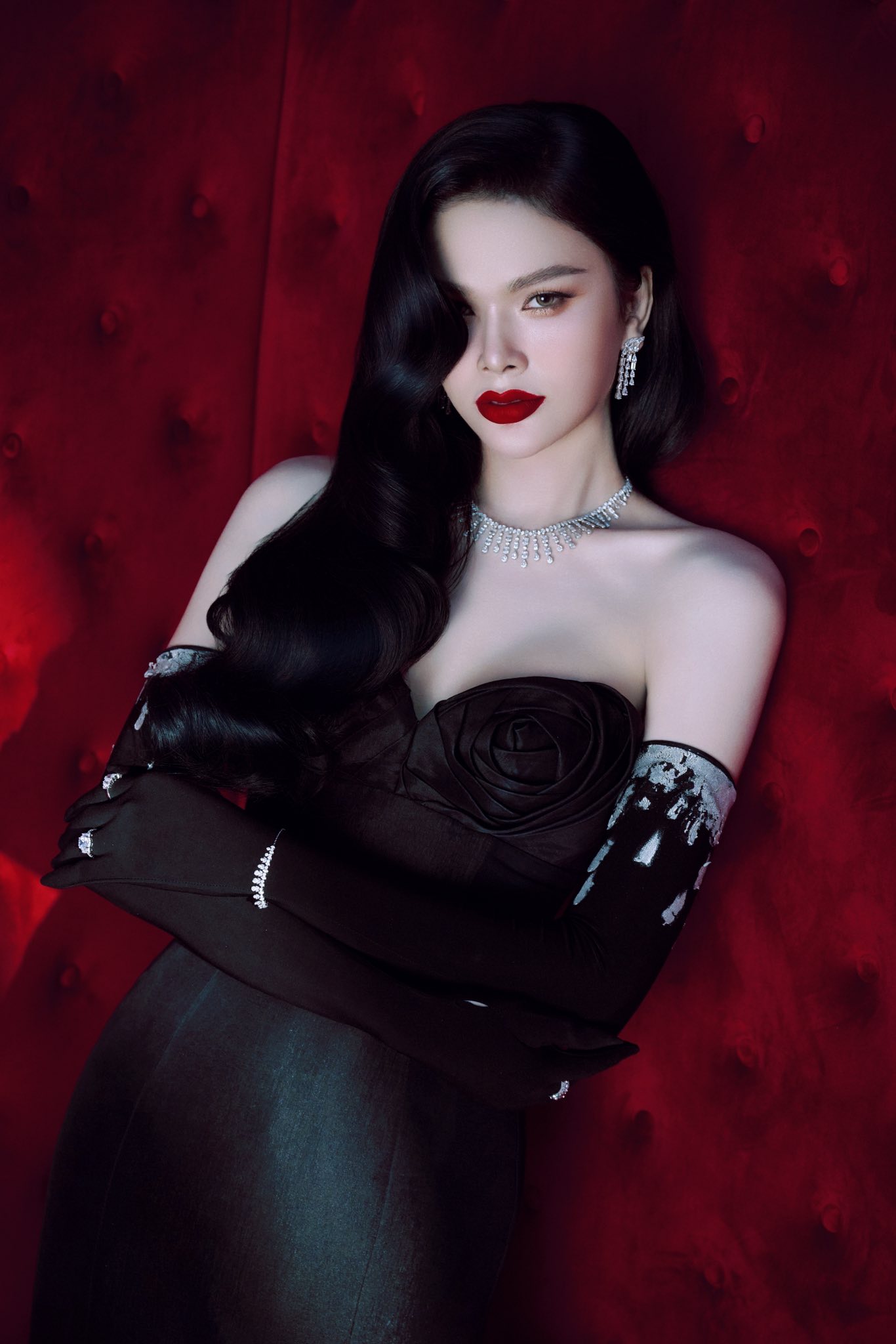 Vẻ quyến rũ của người đẹp chuyển giới cao 1,8m chiến thắng Miss International Queen Vietnam - Ảnh 3.