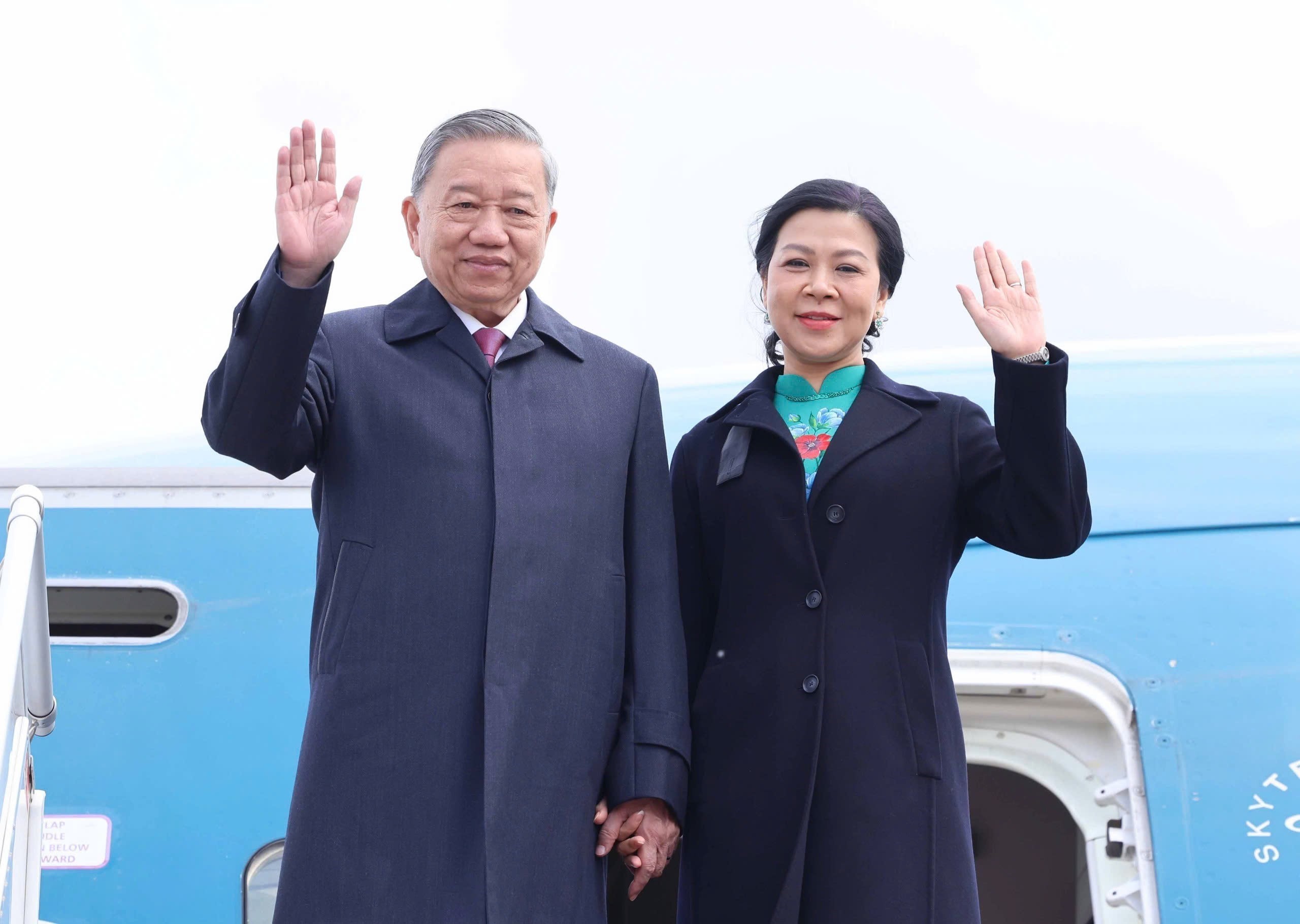 Tổng Bí thư Tô Lâm và phu nhân bắt đầu thăm cấp nhà nước Belarus Tổng Bí thư Tô Lâm và phu nhân bắt đầu thăm cấp nhà nước Belarus