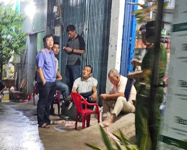 Người đàn ông bị đâm tử vong sau tiếng la hét- Ảnh 1. Người đàn ông bị đâm tử vong sau tiếng la hét- Ảnh 1.