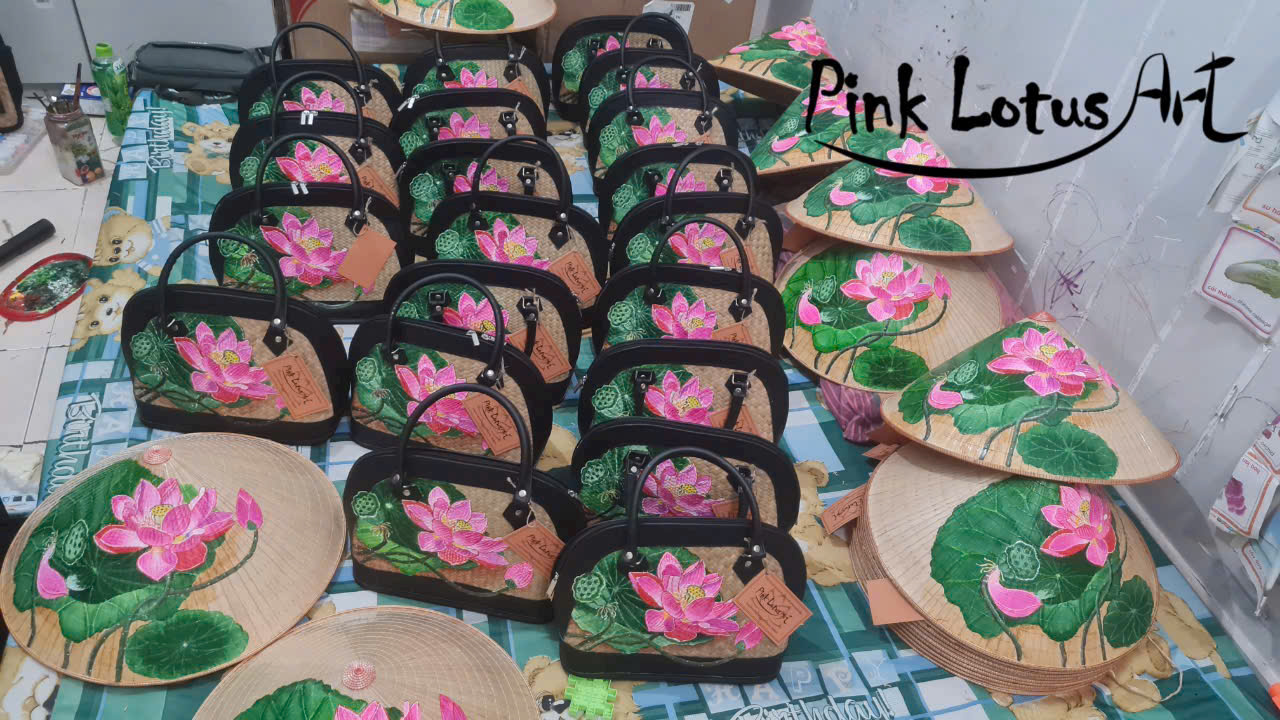 Người phụ nữ miền Tây khoác ‘áo mới’ cho nón lá truyền thống - Ảnh 7.