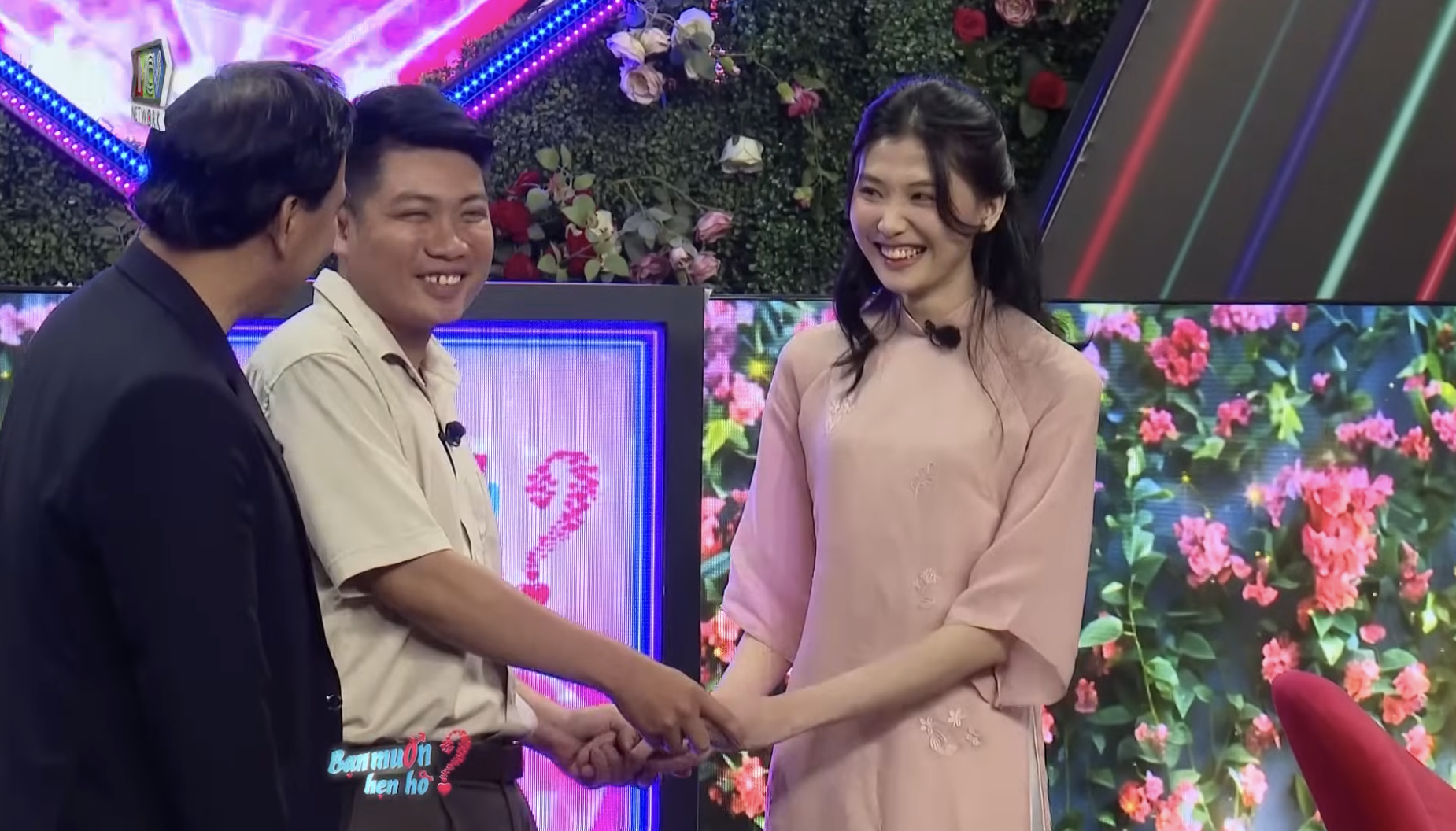 Chàng trai đặt hình mẫu giống Song Hye Kyo, chinh phục gái xinh trên show hẹn hò- Ảnh 4. Chàng trai đặt hình mẫu giống Song Hye Kyo, chinh phục gái xinh trên show hẹn hò- Ảnh 4.