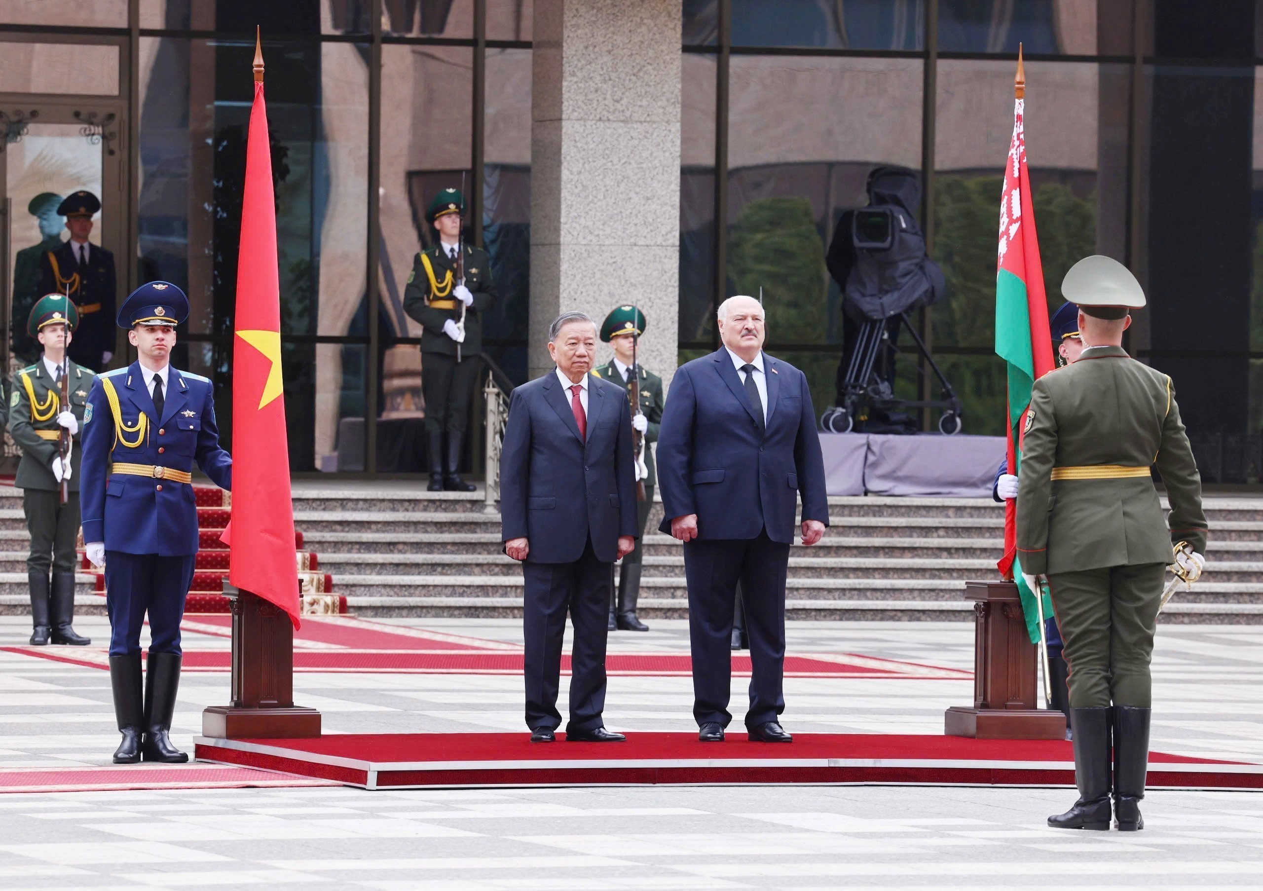 Lễ đón Tổng Bí thư Tô Lâm tại Belarus: Tăng cường quan hệ Việt Nam - Belarus - Ảnh 2.