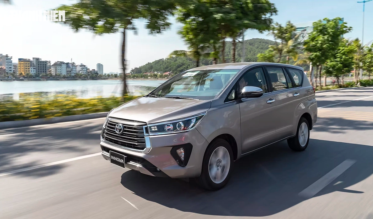 10 ô tô bán ít nhất Việt Nam tháng 8.2025: Honda Accord dẫn đầu, Innova góp mặt - Ảnh 9.