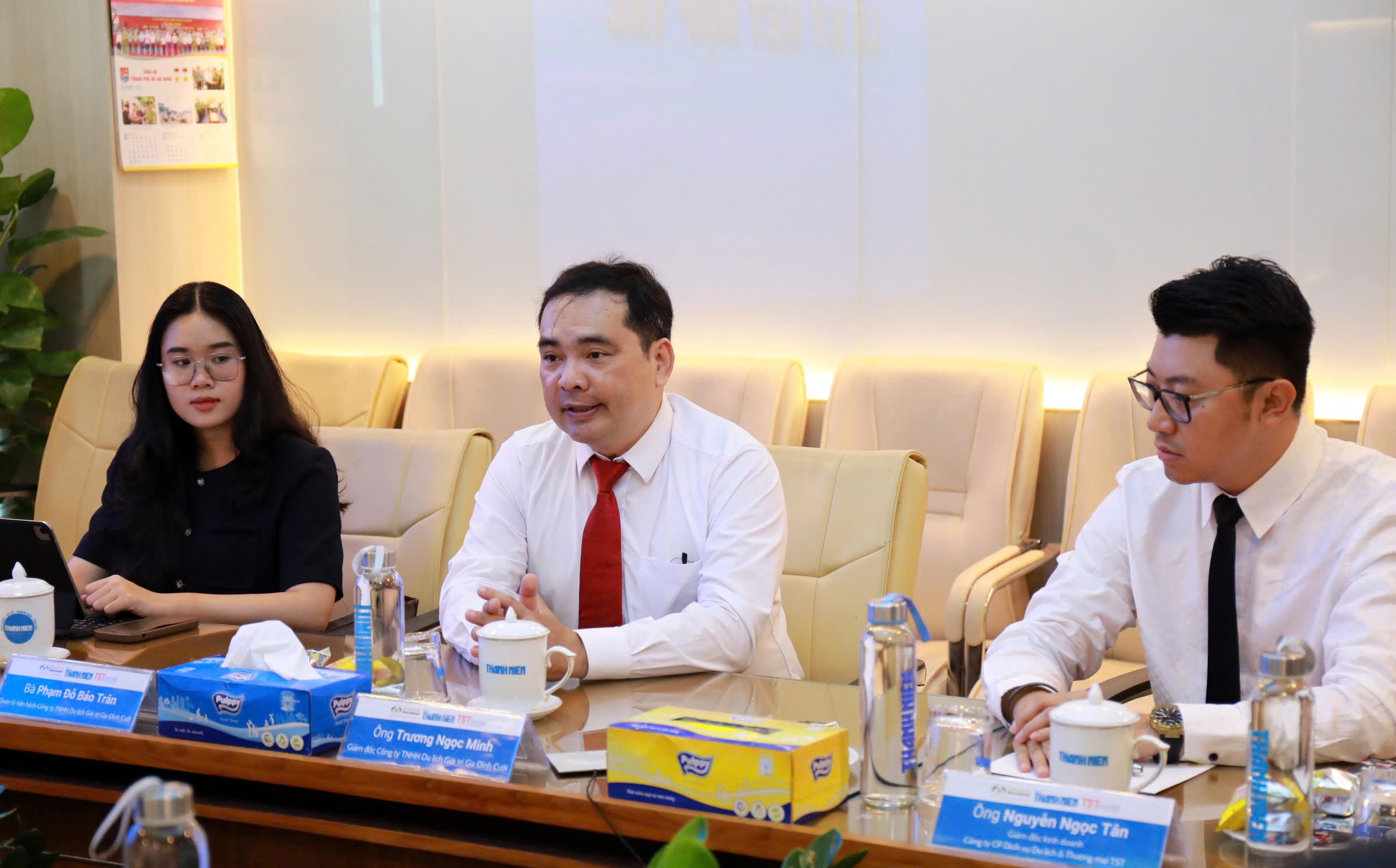 Báo Thanh Niên ký kết hợp tác với Công ty SFAMIEN và TST TOURIST - Ảnh 5.