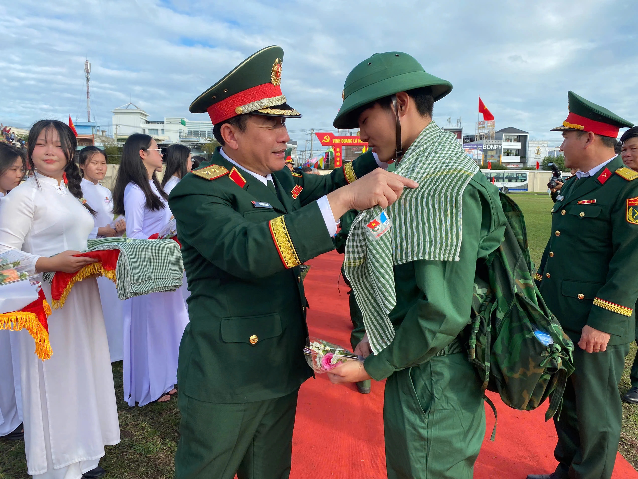 Đề xuất sửa luật Nghĩa vụ quân sự khi bỏ cấp huyện: Thêm nhiệm vụ cho 4 bộ- Ảnh 1. Đề xuất sửa luật Nghĩa vụ quân sự khi bỏ cấp huyện: Thêm nhiệm vụ cho 4 bộ- Ảnh 1.
