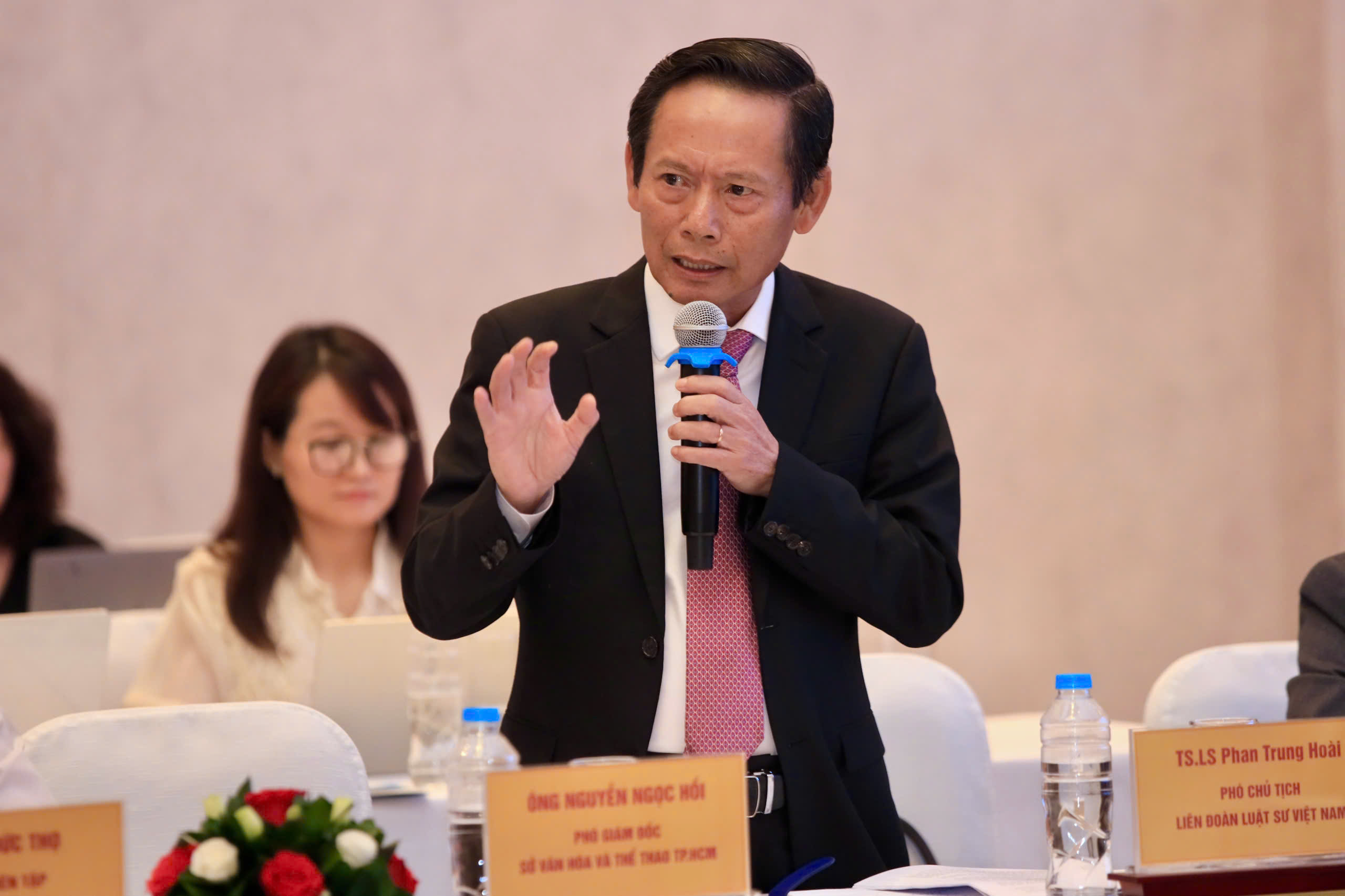 Ông Nguyễn Văn Hòa nói về thi hành án dân sự vụ Trương Mỹ Lan- Ảnh 2. Ông Nguyễn Văn Hòa nói về thi hành án dân sự vụ Trương Mỹ Lan- Ảnh 2.