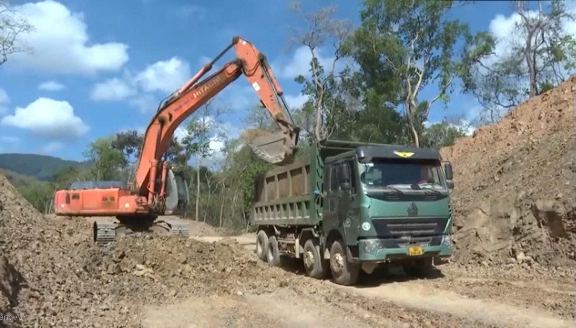 Phải hoàn thành đường nối Ninh Thuận - Lâm Đồng trước khi sáp nhập tỉnh - Ảnh 1. Phải hoàn thành đường nối Ninh Thuận - Lâm Đồng trước khi sáp nhập tỉnh - Ảnh 1.