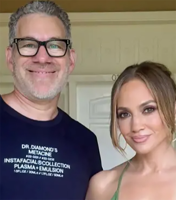 Jennifer Lopez Bị Thương khi đang tập luyện ch lễ trao giải âm nhạc mỹ - ảnh 3.