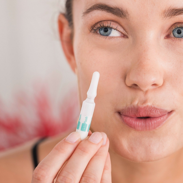 +3 serum "bơm nước" da căng bóng như tiêm Skin Booster không thể thiếu trong mùa hè - Ảnh 3.