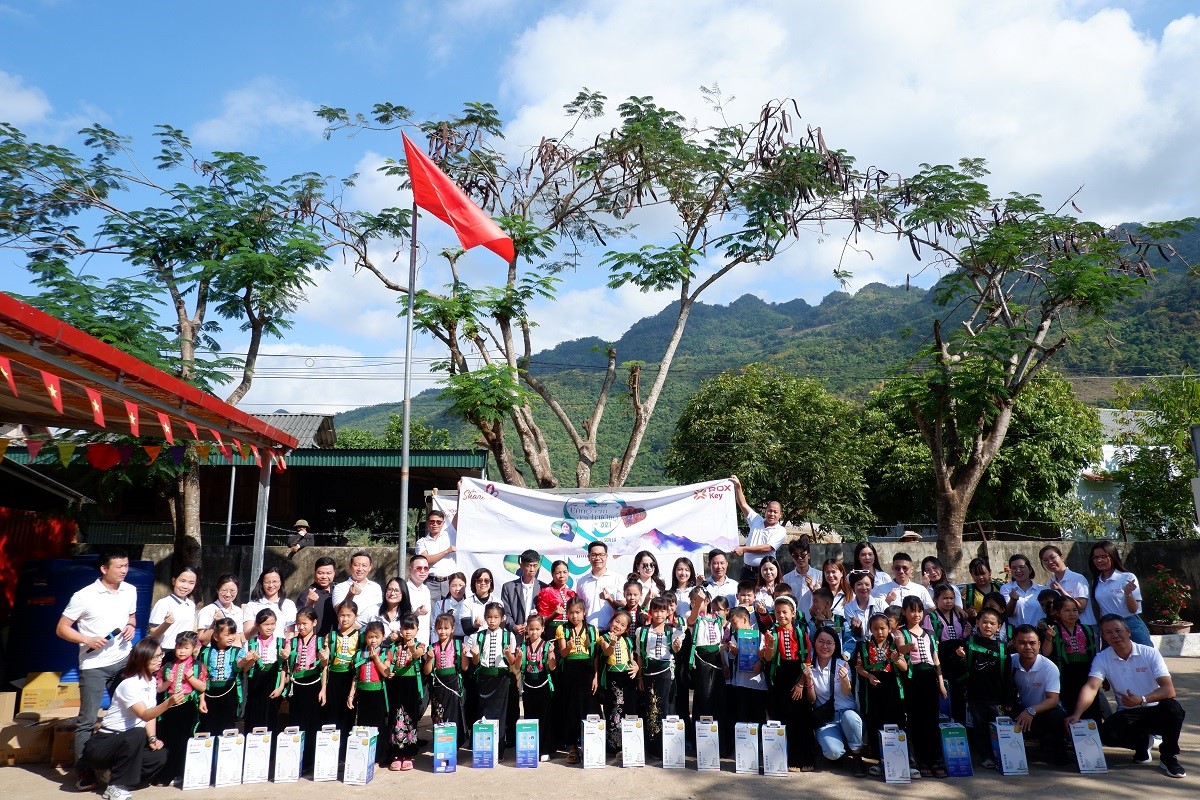 ROX Group nhận giải thưởng quốc tế cho đổi mới quản trị và CSR- Ảnh 3. ROX Group nhận giải thưởng quốc tế cho đổi mới quản trị và CSR- Ảnh 3.