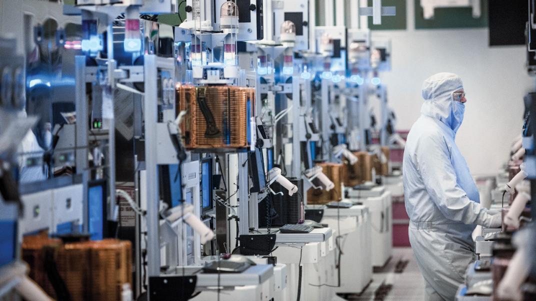 Intel xác nhận mảng gia công bán dẫn chưa thể hòa vốn trước năm 2027 - Ảnh 1.