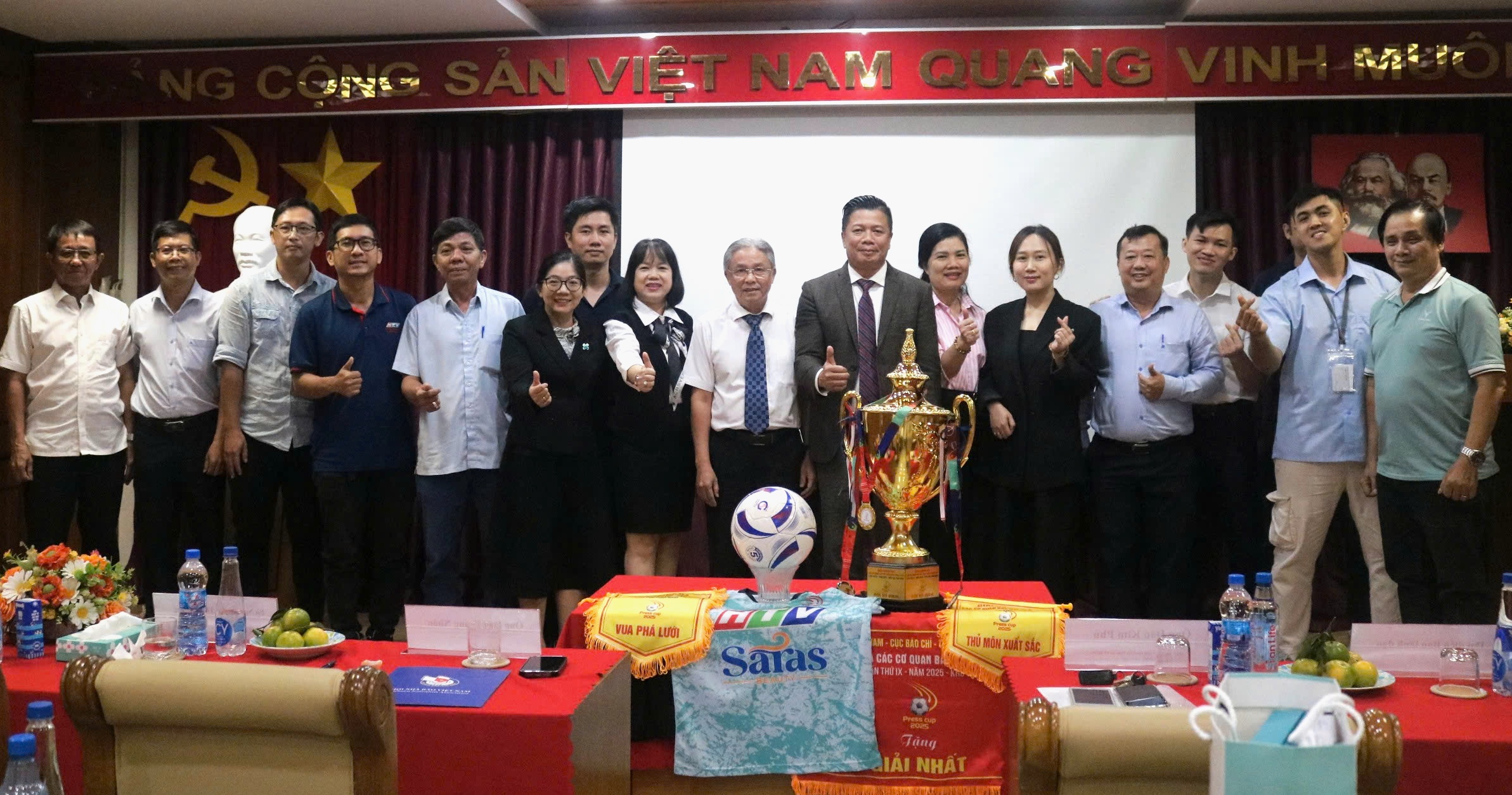 Press Cup 2025: Nóng trận 'siêu kinh điển' Việt Nam - Thái Lan trên sân Mỹ Đình- Ảnh 3. Press Cup 2025: Nóng trận 'siêu kinh điển' Việt Nam - Thái Lan trên sân Mỹ Đình- Ảnh 3.