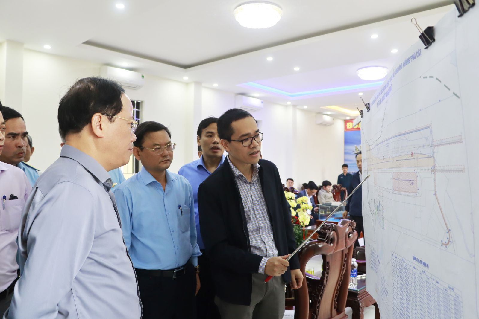 Tăng tốc dự án đường băng số 2 Cảng hàng không Phù Cát- Ảnh 2. Tăng tốc dự án đường băng số 2 Cảng hàng không Phù Cát- Ảnh 2.