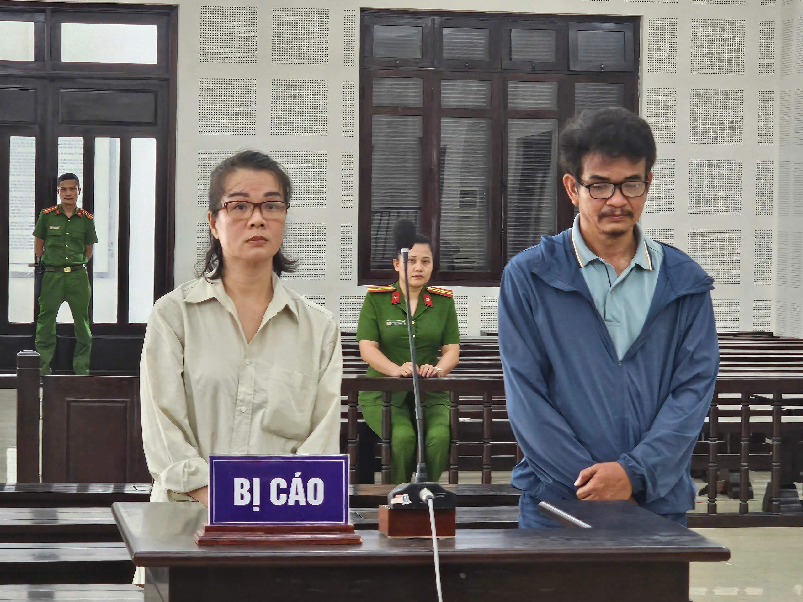 - Ảnh 1. Một căn nhà gán cho 4 chủ nợ, lừa đảo chiếm đoạt gần 10 tỉ đồng - Ảnh 1.