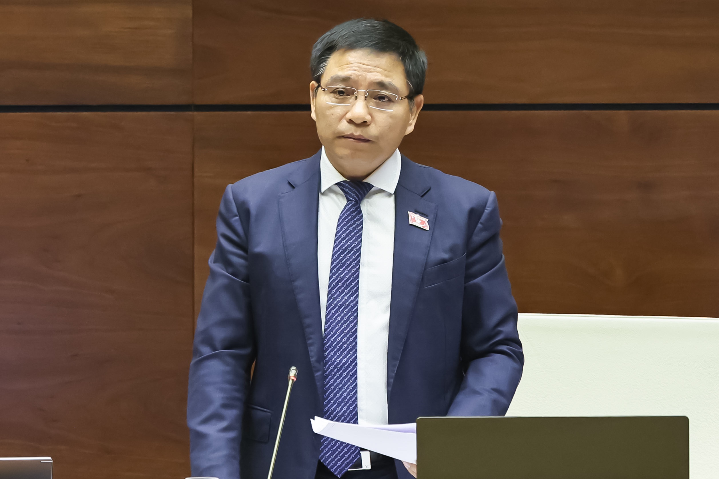 Bộ trưởng Tài chính nói gì về lo ngại 'bỏ thuế khoán tạo gánh nặng'? - Ảnh 2.