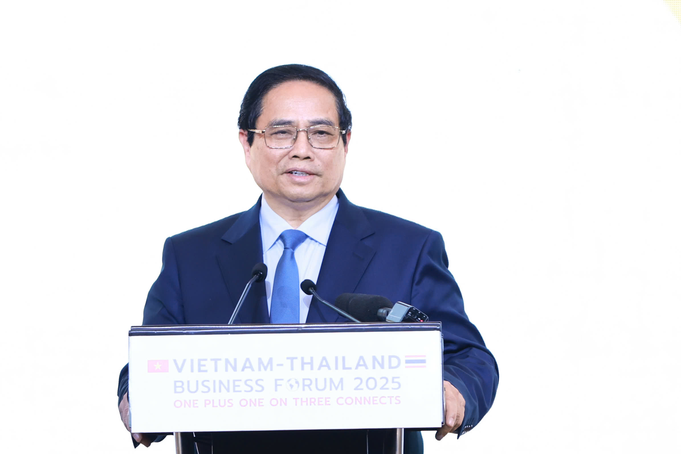Thái Lan và Việt Nam: Động lực Chính thúc đẩy tăng trưởng kinh tế ASEAN - Ảnh 3. Thái Lan và Việt Nam: Động lực Chính thúc đẩy tăng trưởng kinh tế ASEAN - Ảnh 3.