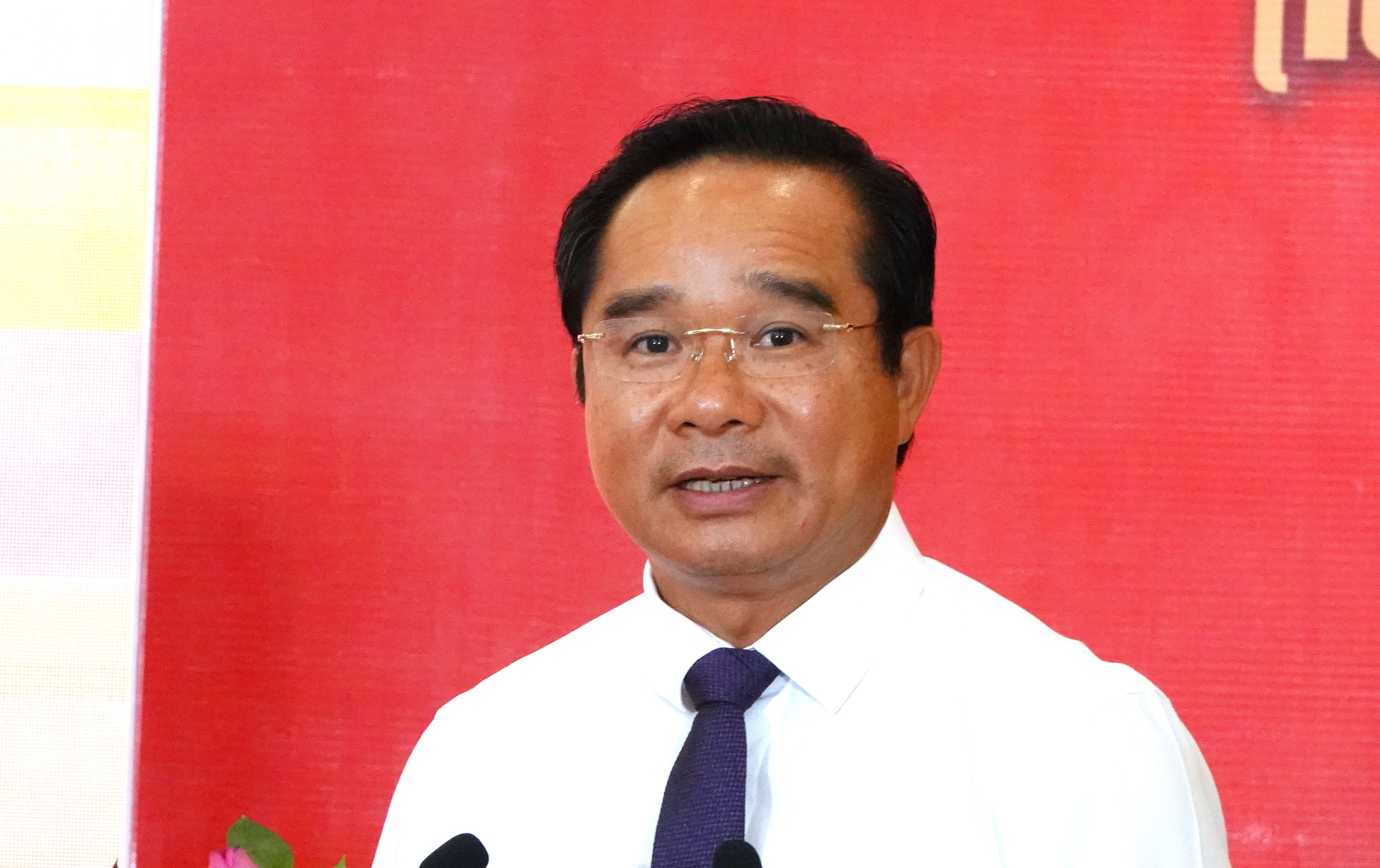 TP.HCM: Chủ tịch Nguyễn Văn Được làm tổ trưởng tổ công tác đấu tranh với hàng giả - Ảnh 1. TP.HCM: Chủ tịch Nguyễn Văn Được làm tổ trưởng tổ công tác đấu tranh với hàng giả - Ảnh 1.