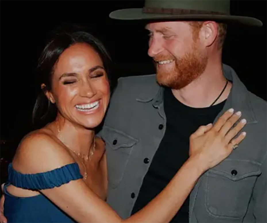 Vợ chồng Hoàng tử Harry can thiệp vào chuyện gia đình Beckham? - Ảnh 1.