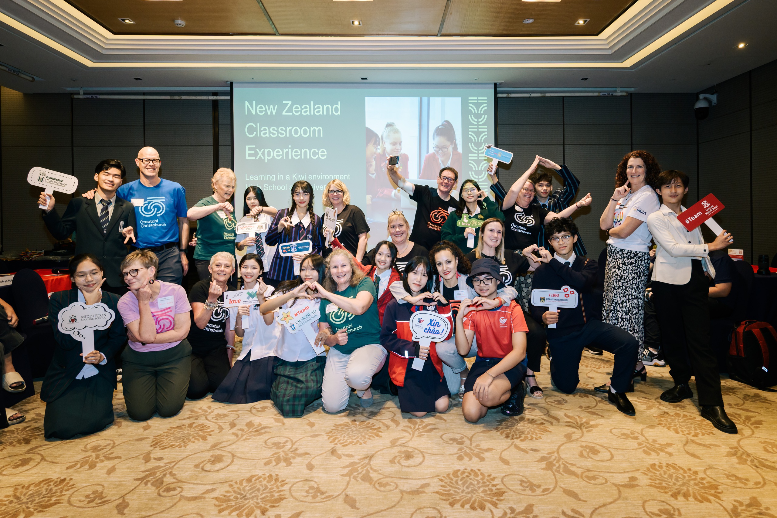 Nhiều nước chuộng dùng đồng phục học sinh kể cả Mỹ, Anh, Úc, vì sao? - Ảnh 4.