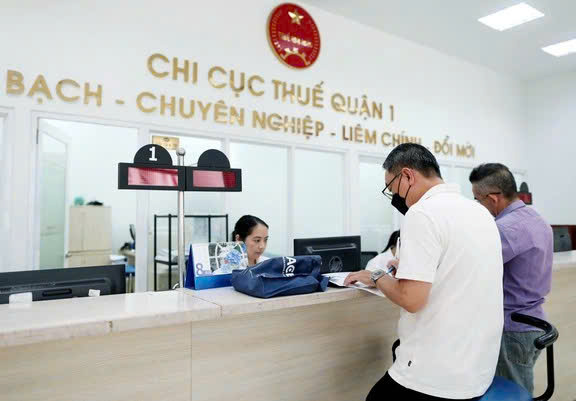 Cách kiểm tra, xử lý khi bị tạm hoãn xuất cảnh do nợ thuế - Ảnh 1.
