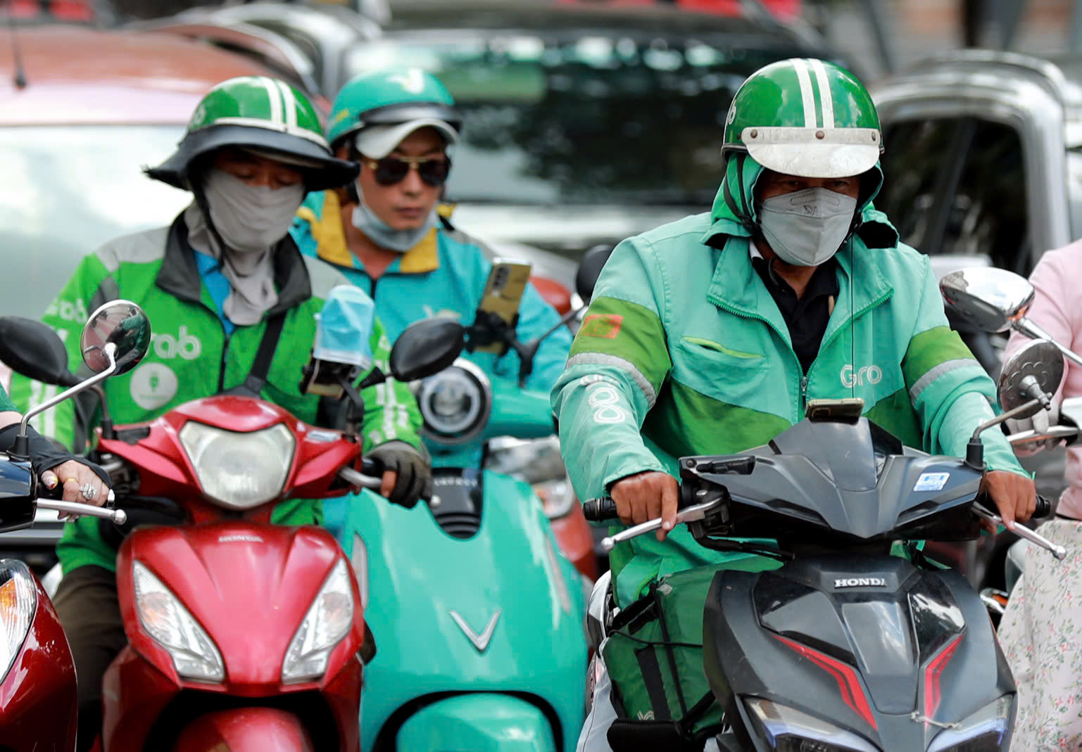 'Cách mạng xanh' lan tới shipper và tài xế công nghệ- Ảnh 3. 'Cách mạng xanh' lan tới shipper và tài xế công nghệ- Ảnh 3.