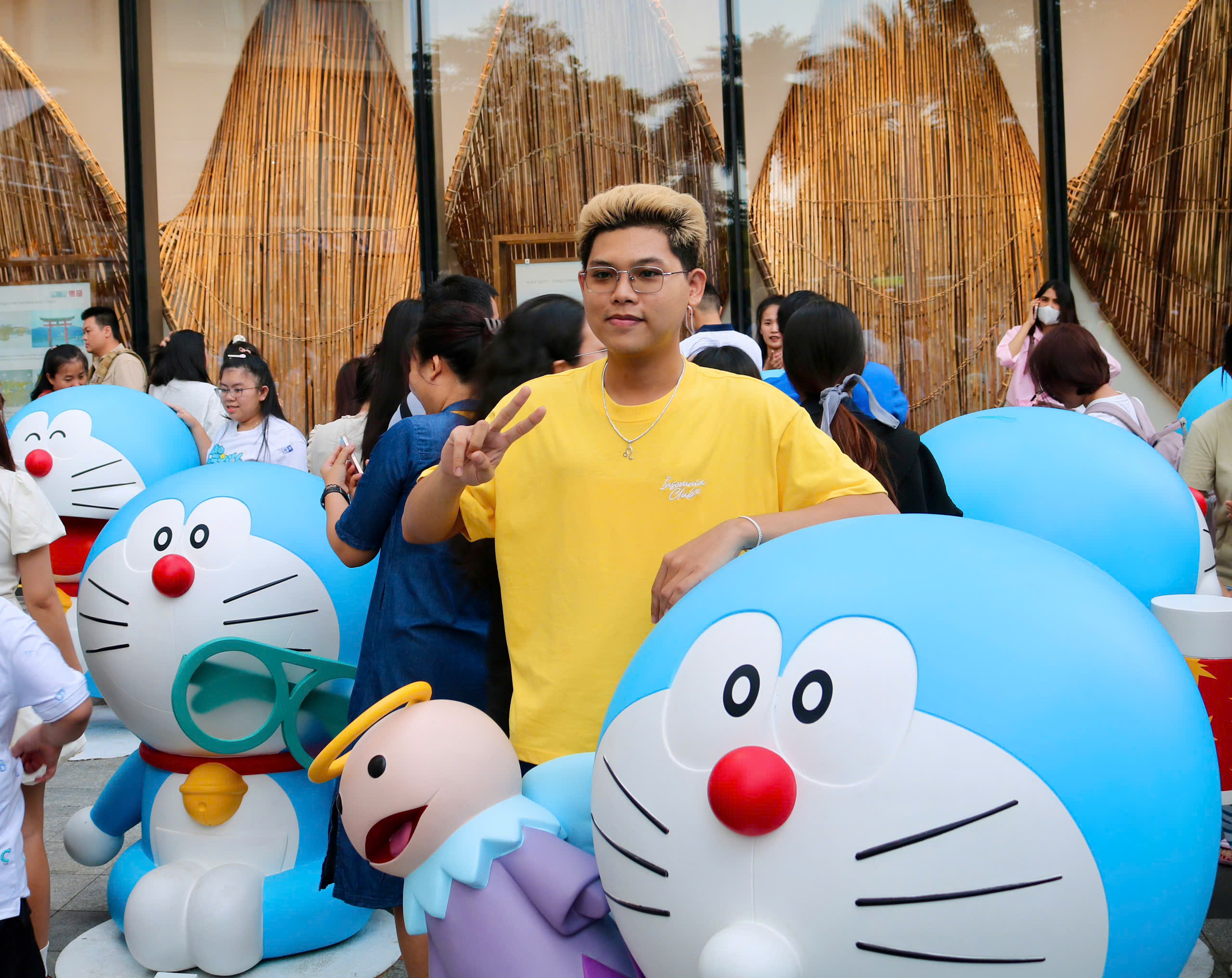 Rất đông người đến nơi này để check-in với mèo máy Doraemon ngoài đời thật - Ảnh 5.