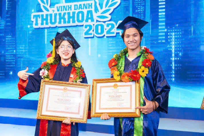 Chiến thuật l&agrave;m b&agrave;i thi trắc nghiệm hiệu quả cho gen Z m&ugrave;a thi - Ảnh 1.