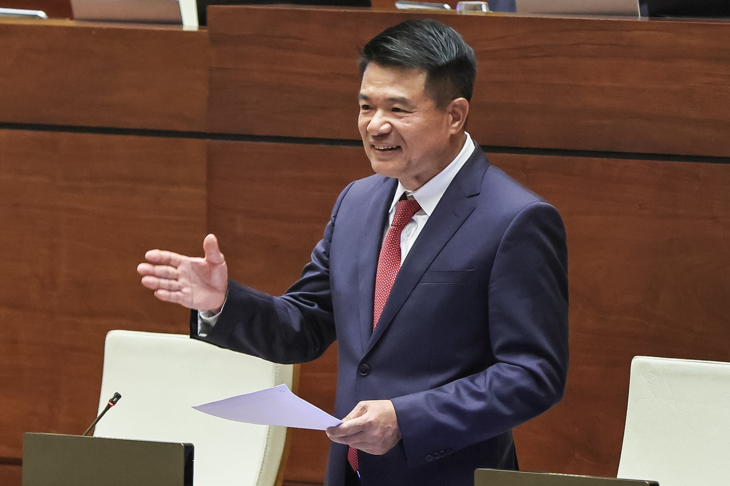 Đề xuất truy tố với cả người đang bị truy nã, 'trốn cũng không thể thoát tội' - Ảnh 1. Đề xuất truy tố với cả người đang bị truy nã, 'trốn cũng không thể thoát tội' - Ảnh 1.