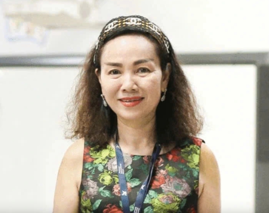 Vụ bà Nguyễn Thị Út Em bị bắt: Từ chủ trường có học phí đắt đỏ đến vỡ nợ hàng ngàn tỉ Vụ bà Nguyễn Thị Út Em bị bắt: Từ chủ trường có học phí đắt đỏ đến vỡ nợ hàng ngàn tỉ