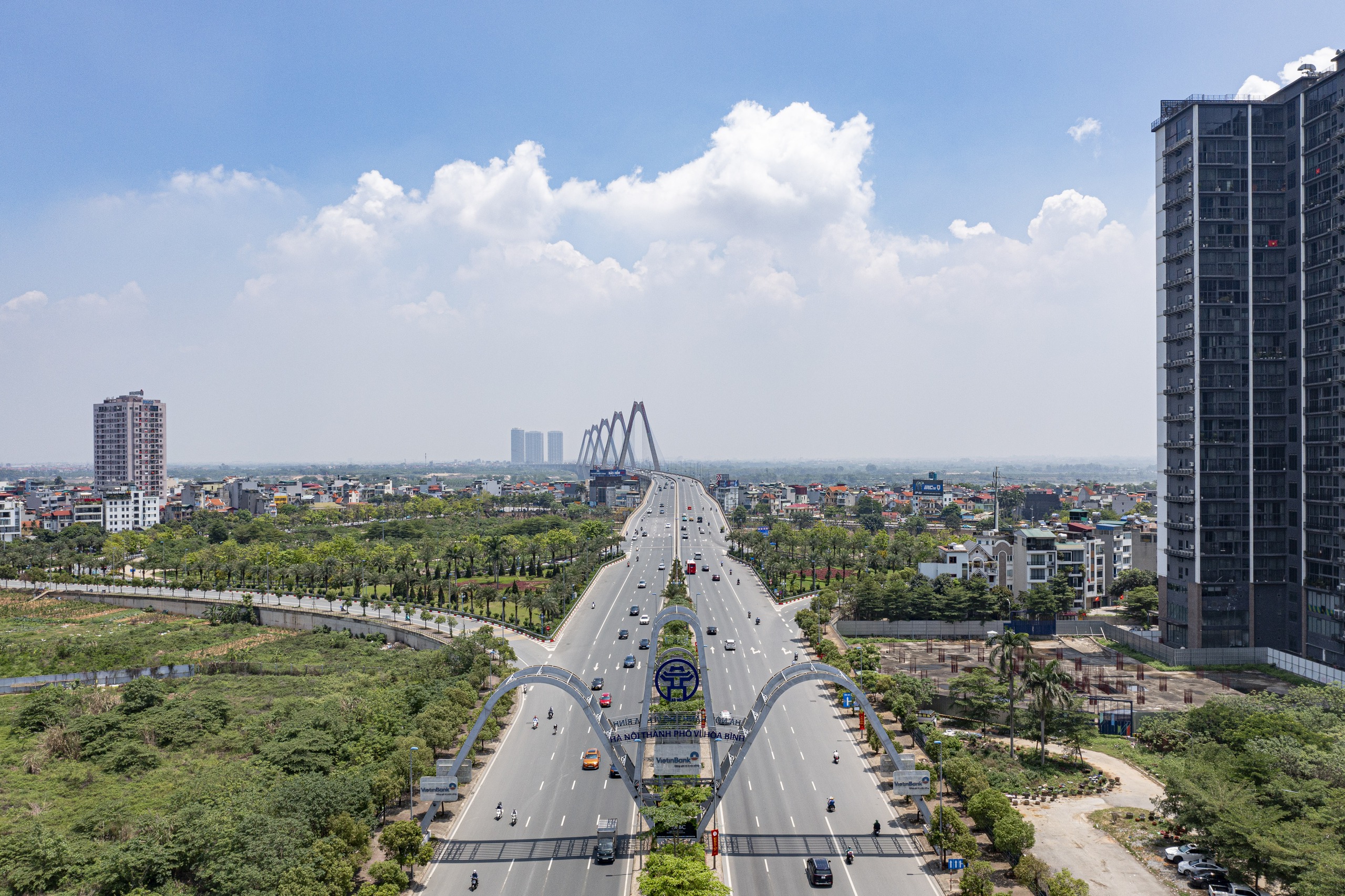 Đường phố Hà Nội thông thoáng liên tiếp 3 ngày dịp lễ 30.4 - Ảnh 9.