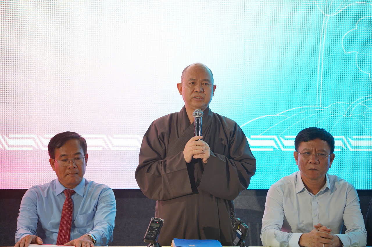 Họp báo đại lễ Vesak 2025: 50 xe điện Vinfast VF9 chuyên chở đại biểu Họp báo đại lễ Vesak 2025: 50 xe điện Vinfast VF9 chuyên chở đại biểu