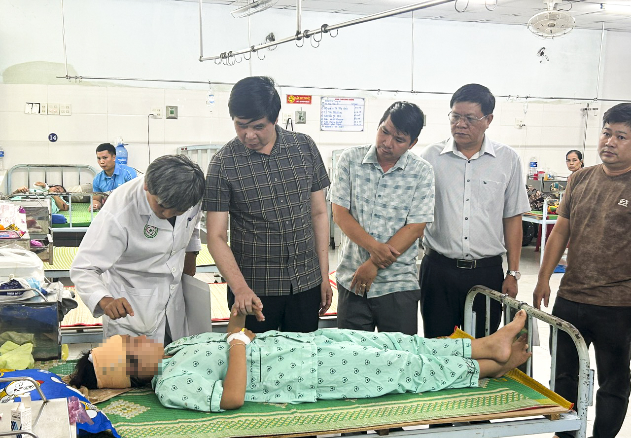 Sau tai nạn ở Hòn Khô, dừng hoạt động mô tô nước không đủ điều kiện - Ảnh 3.