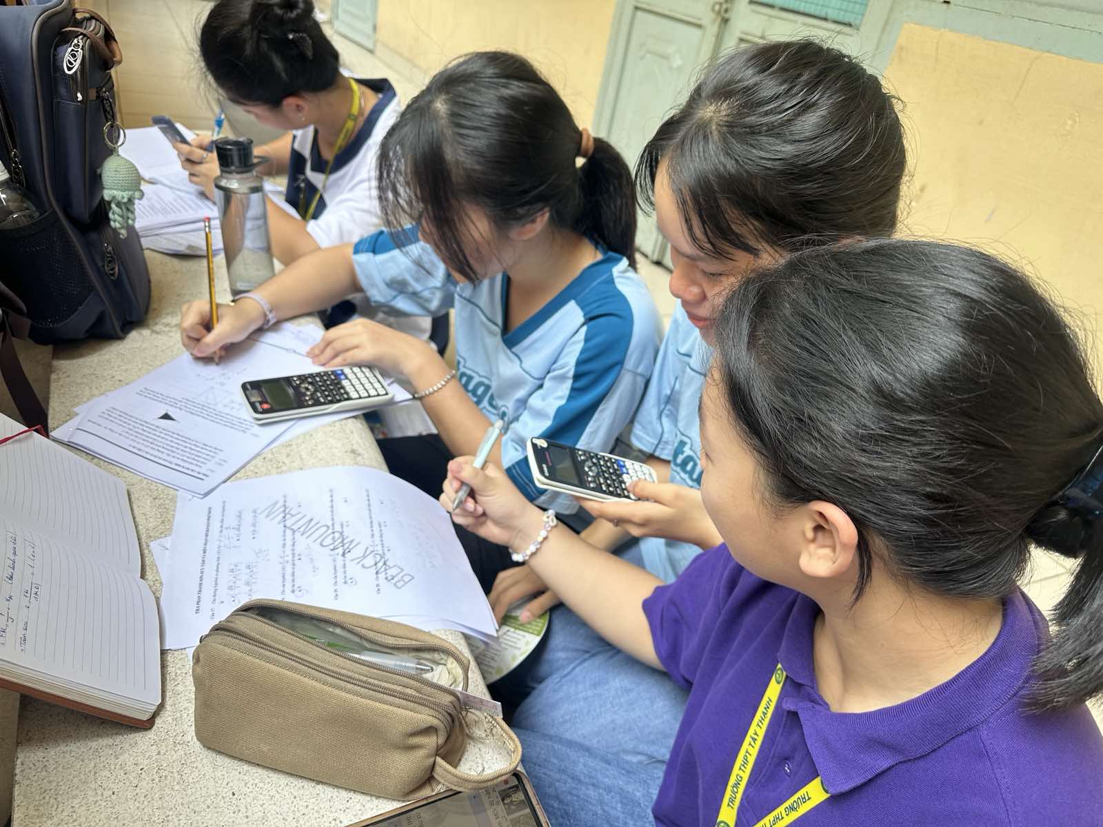 Bí quyết ôn thi tốt nghiệp THPT đạt điểm cao: Cách mạng tháng Tám năm 1945 - Ảnh 1.