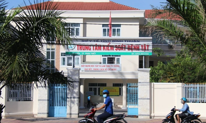 Khởi tố vụ án tại BVĐK và CDC Bình Thuận liên quan đến Công an điều tra - Ảnh 1.